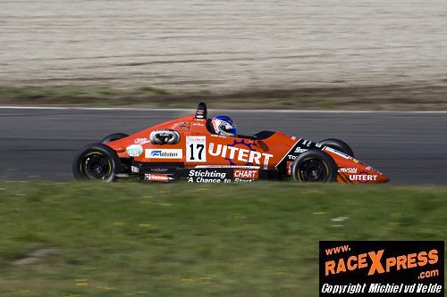 Dennis Retera inhaalrace!